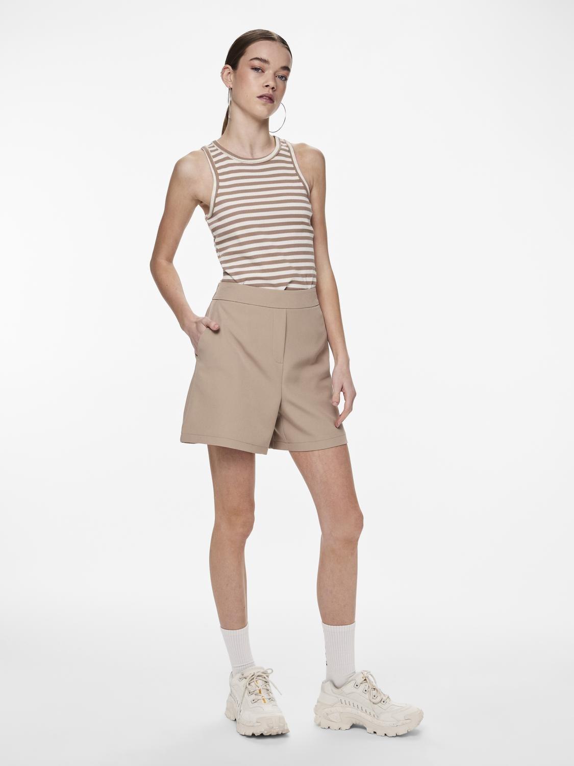 Pieces bermuda beige vita alta