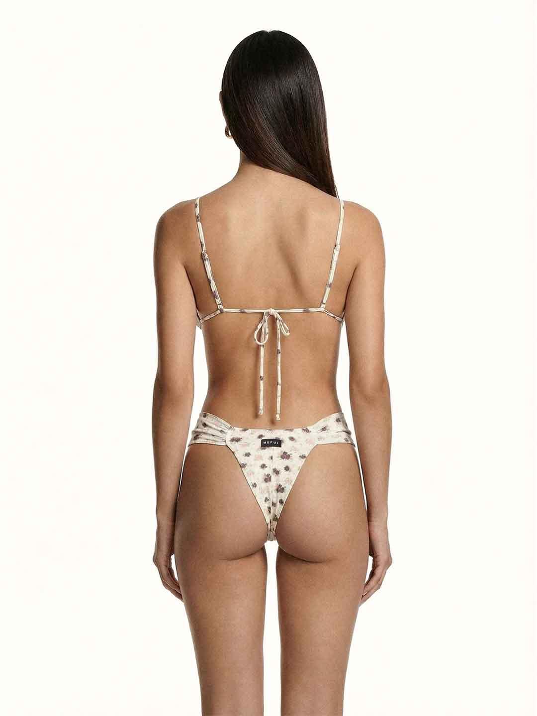 Me Fui costume fantasia fiori triangolo