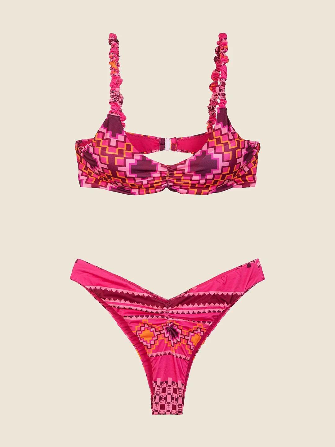 Me Fui costume fucsia top e slip americano