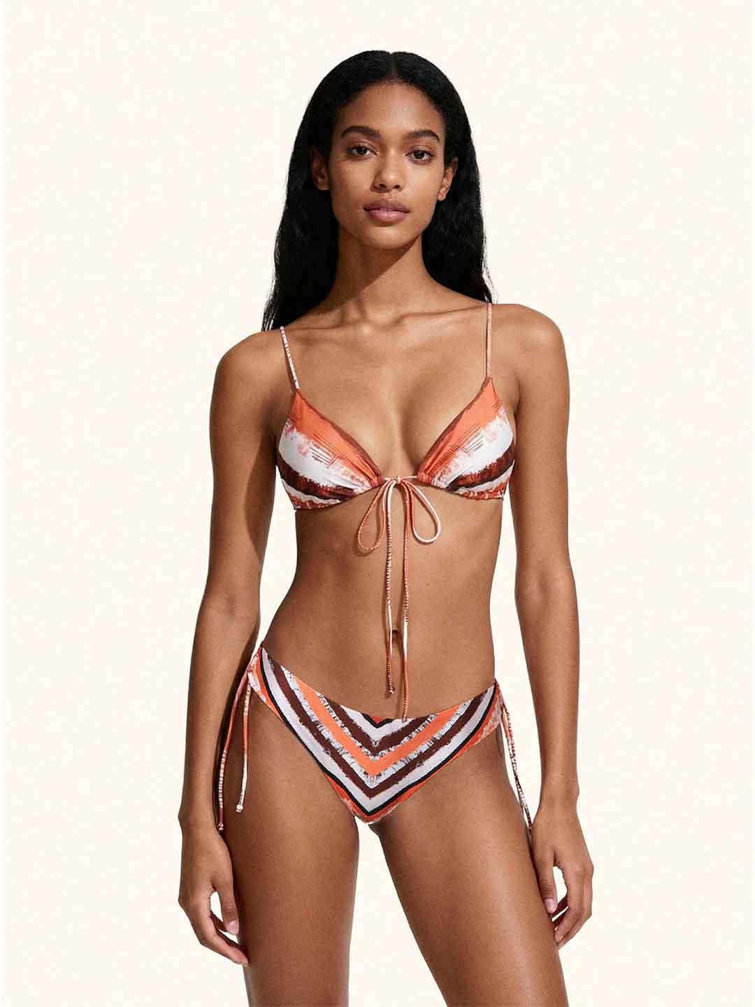 Me Fui costume arancio a triangolo